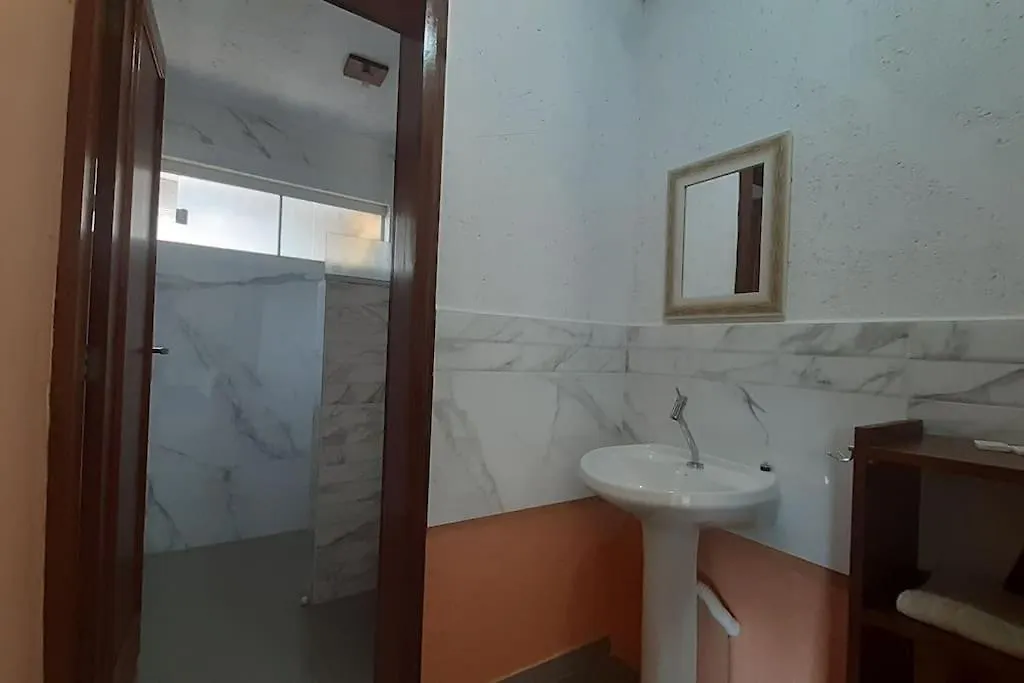 פלהוקה Apartamento Terreo 1 Dormitorio 300M Do Mar
